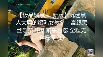 白衣气质美女 一副欲求不满的样子