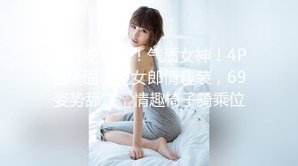 抠小女友的小嫩逼