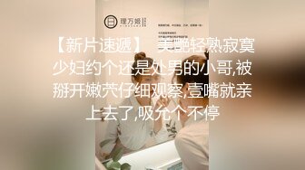  真实大学女生寝室，大学生活好，室友刷综艺，学生妹床上抠穴，厕所撒尿特写，大黑牛自慰