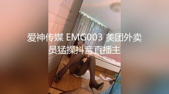 牛逼，某地三甲医院惊人一幕【医院陪护】病房内人来人往，偷偷塞逼里跳蛋，震得人受不了，震撼刺激