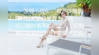 婚纱店试衣间的准新娘们穿上婚纱都好漂亮