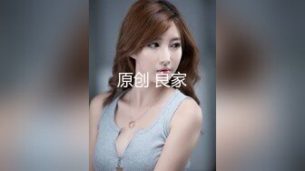 在女朋友身后内射她的骚母亲