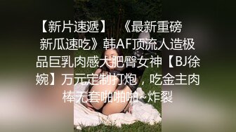 打扫房间意外发现表妹的小秘密  #阿雅的!