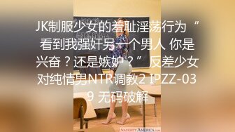  新人首播大奶黑丝露脸啪啪眼镜猥琐男，吃奶舔逼交大鸡巴，后入爆草骚逼的奶子甩飞了