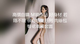  骚姐姐调教妹妹的小淫逼，道具抽插淫声荡语，给狼友看特写淫水多多